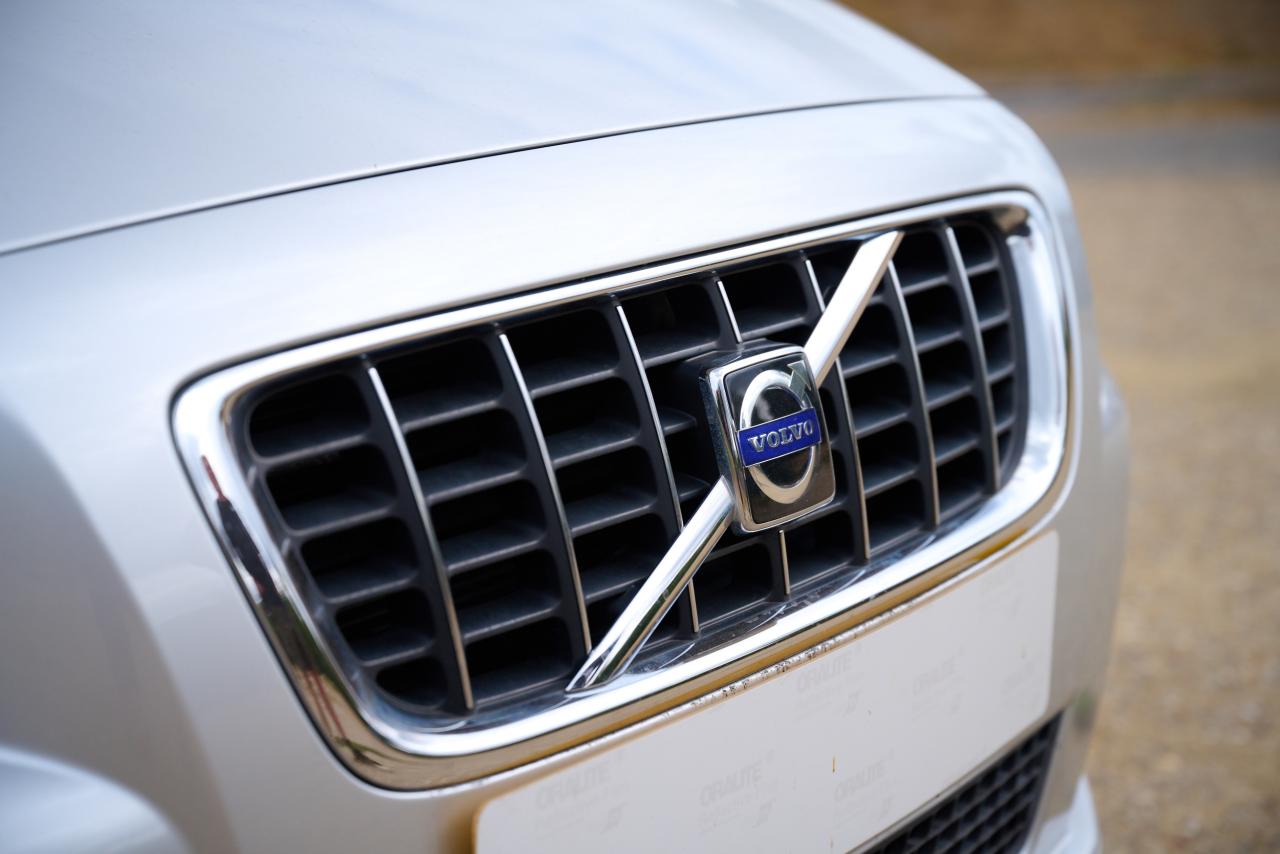 2009 Volvo V70 3.2 Lux SE