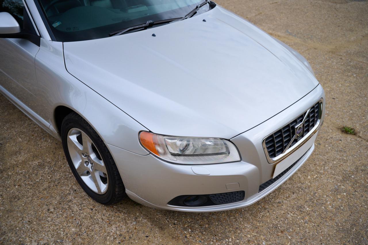 2009 Volvo V70 3.2 Lux SE