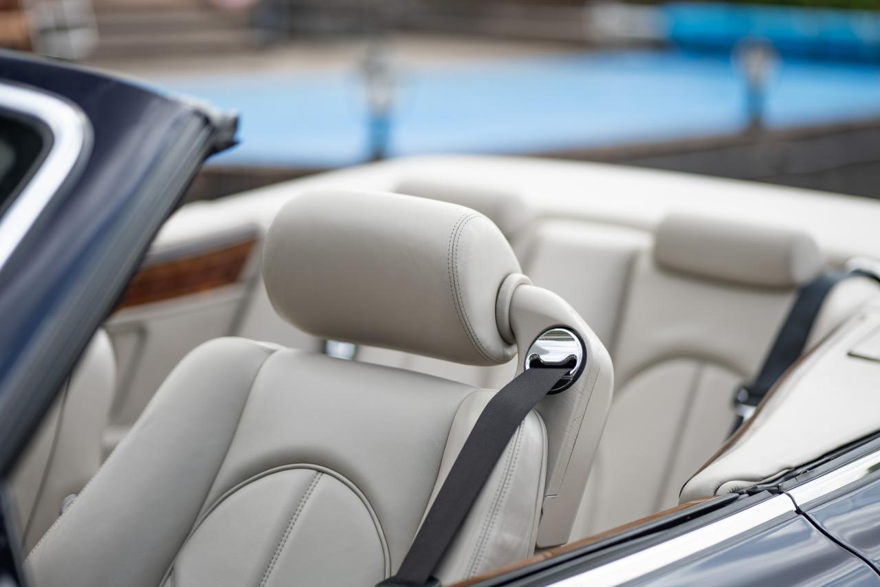2000 Rolls - Royce Corniche V