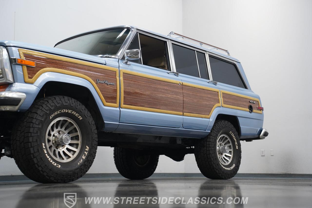 1989 Jeep Grand Wagoneer