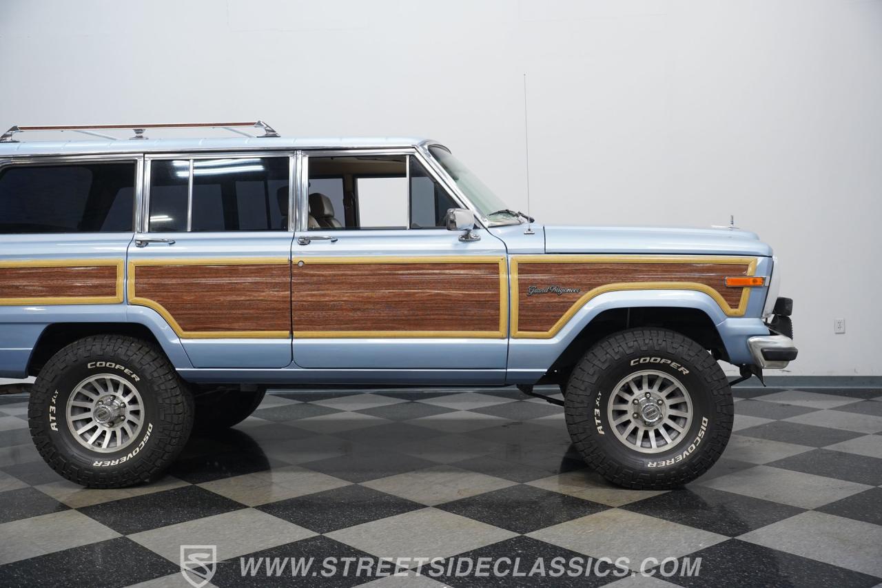 1989 Jeep Grand Wagoneer