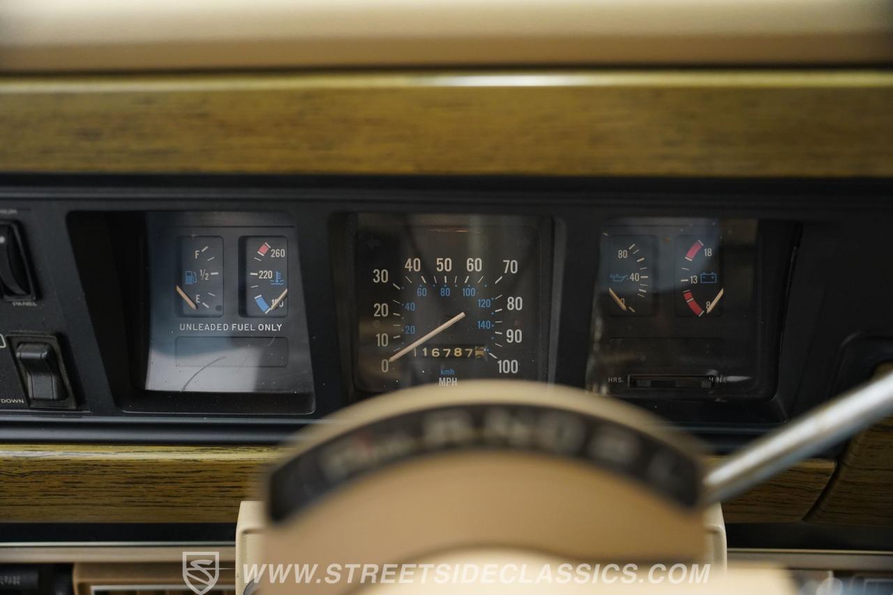 1989 Jeep Grand Wagoneer