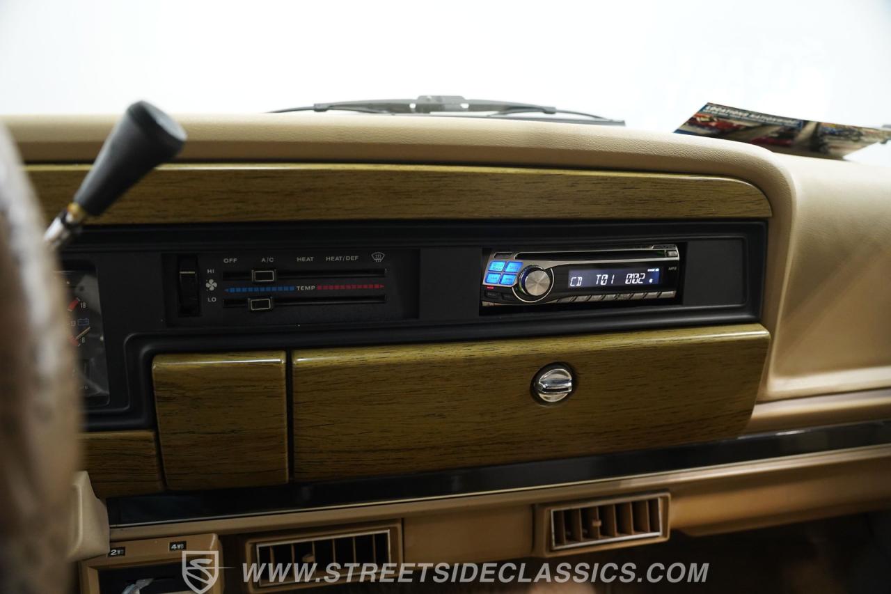 1989 Jeep Grand Wagoneer