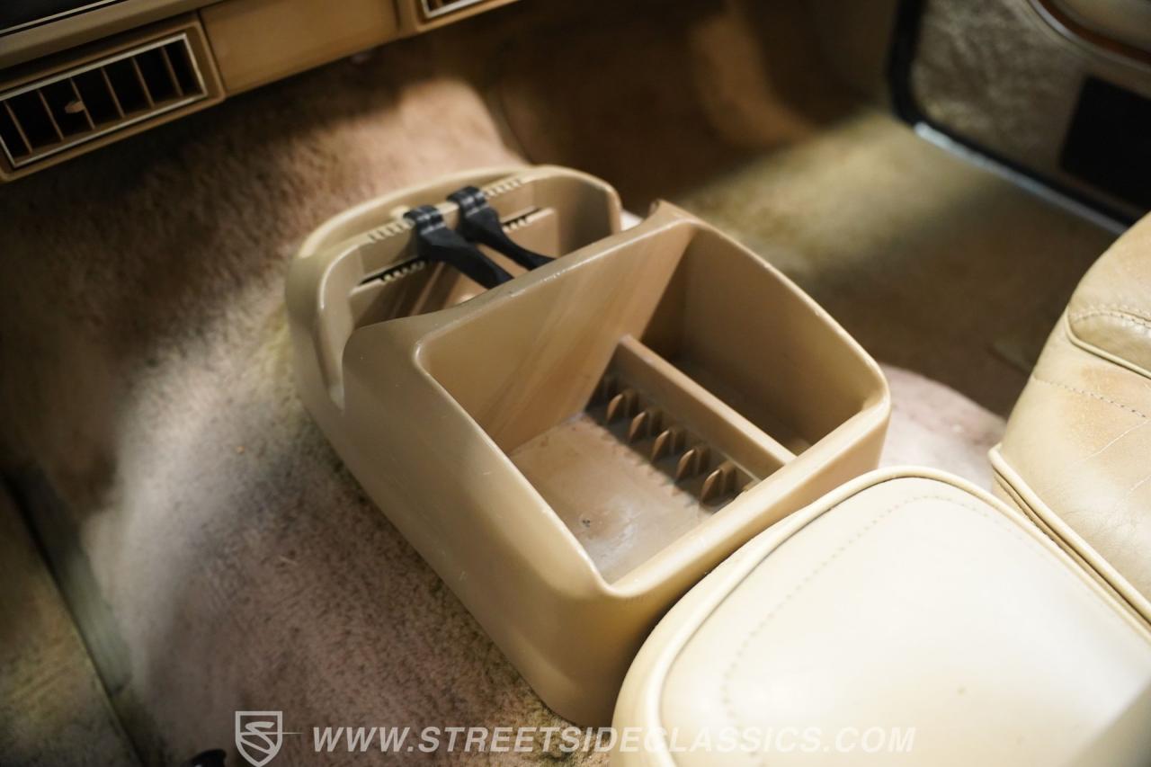 1989 Jeep Grand Wagoneer