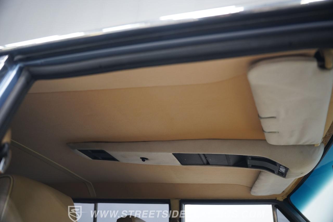 1989 Jeep Grand Wagoneer