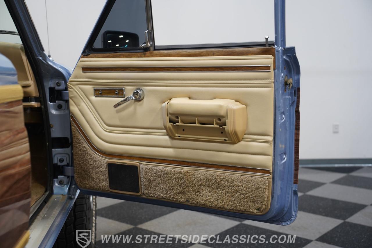 1989 Jeep Grand Wagoneer