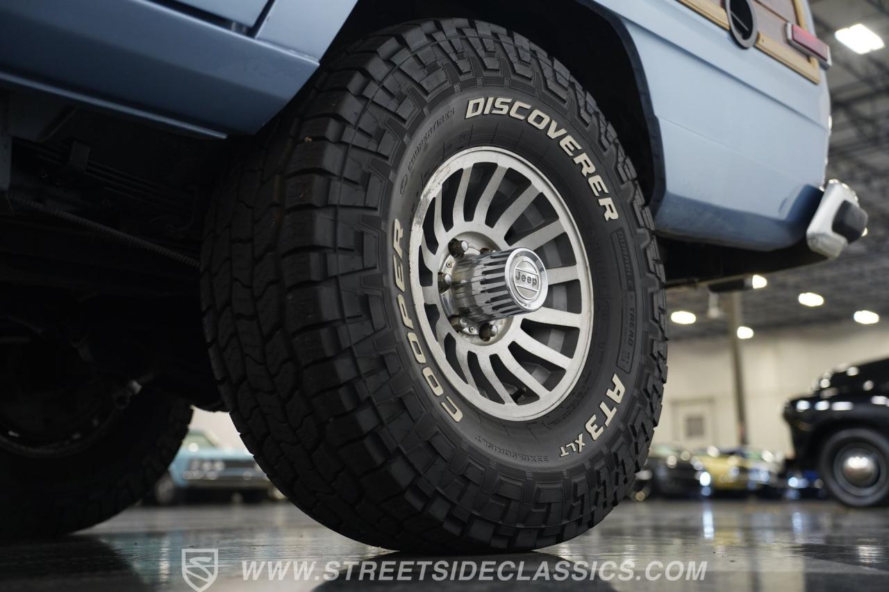 1989 Jeep Grand Wagoneer