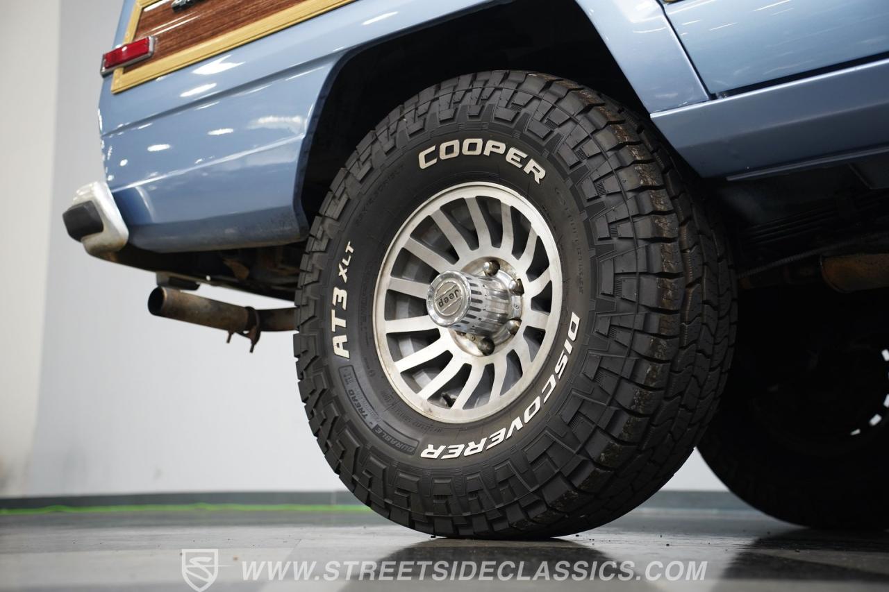 1989 Jeep Grand Wagoneer