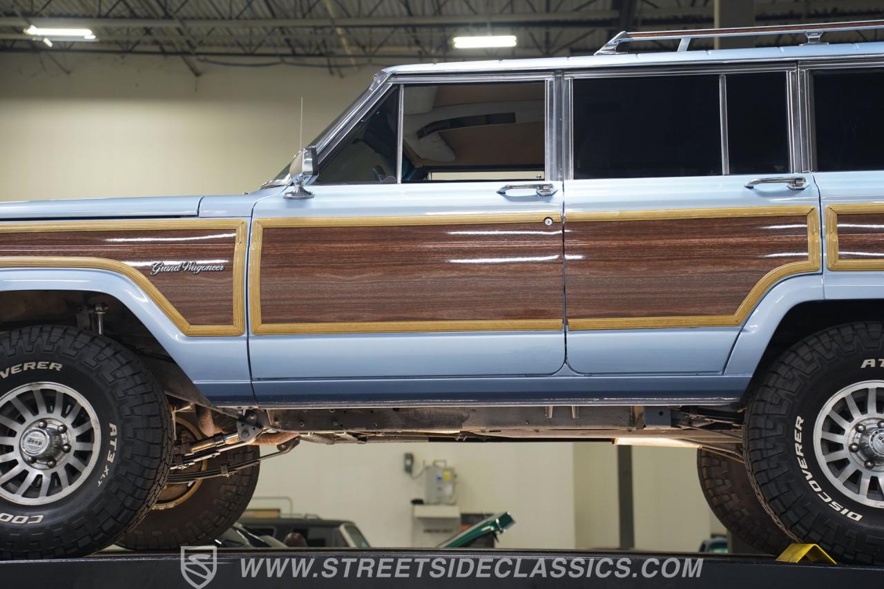 1989 Jeep Grand Wagoneer