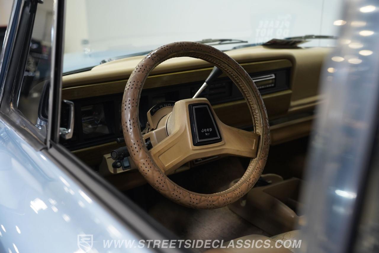 1989 Jeep Grand Wagoneer