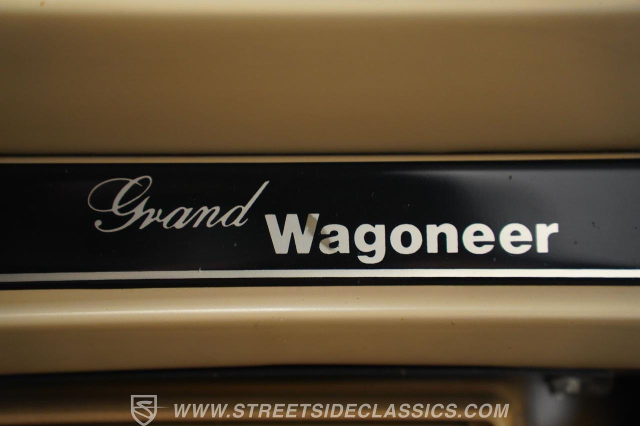 1989 Jeep Grand Wagoneer