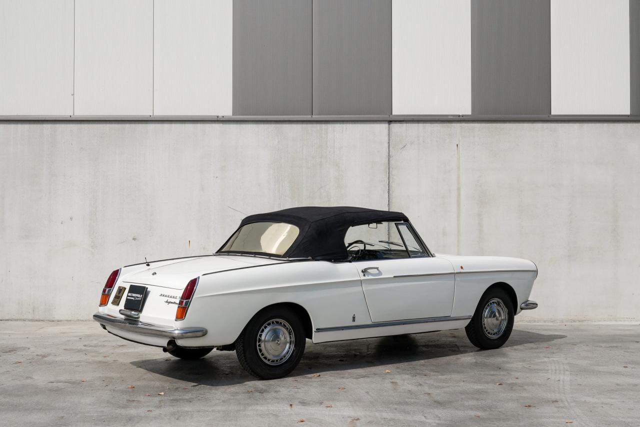 1967 Peugeot 404