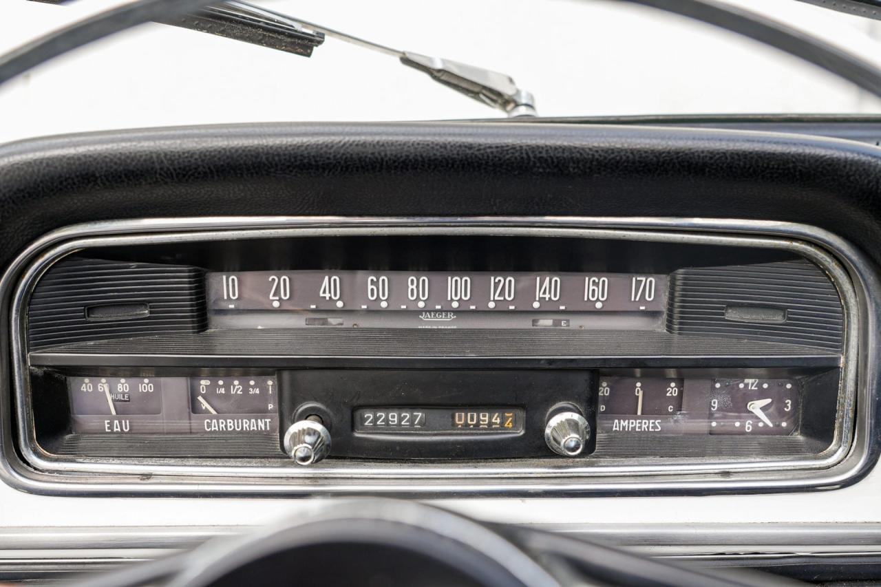 1967 Peugeot 404