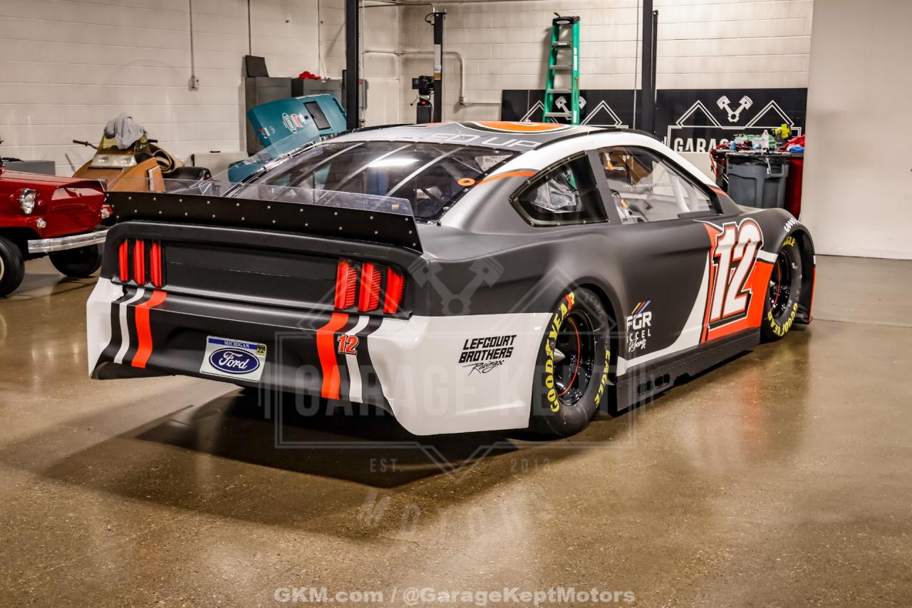 2021 Nascar Cup Car