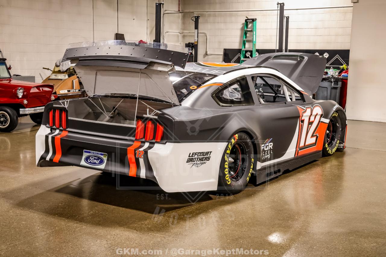 2021 Nascar Cup Car