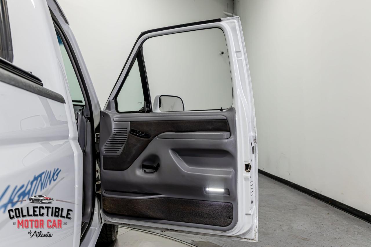 1995 Ford F150 Lightning Tribute