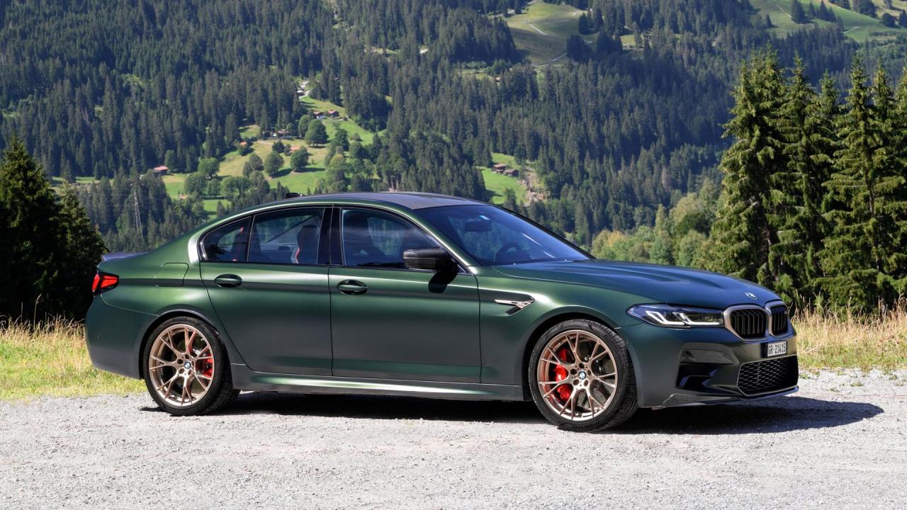 2021 BMW M5 CS