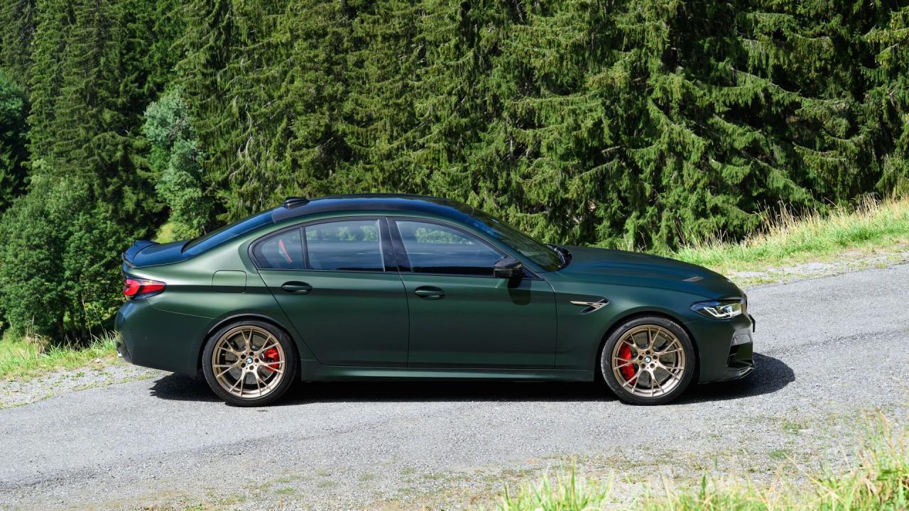 2021 BMW M5 CS