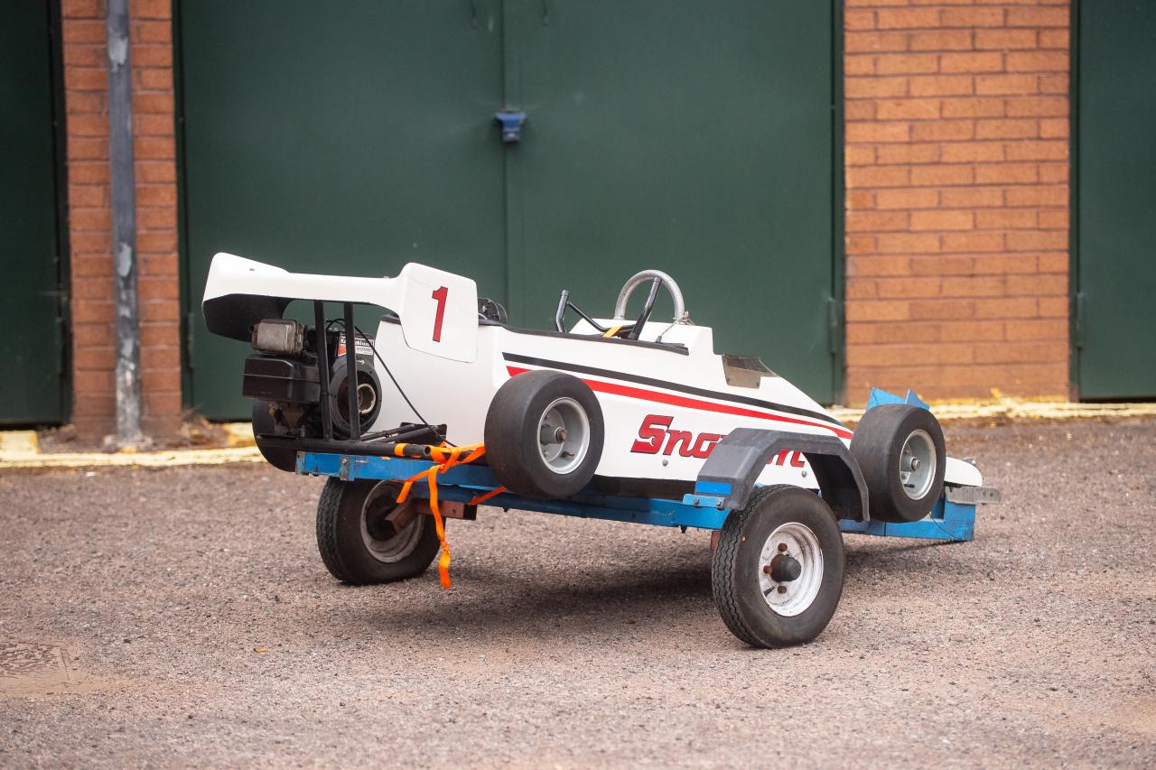 1 Snap On F1 Replica Go Kart Make: Snap-on F1 Replica Go Kart