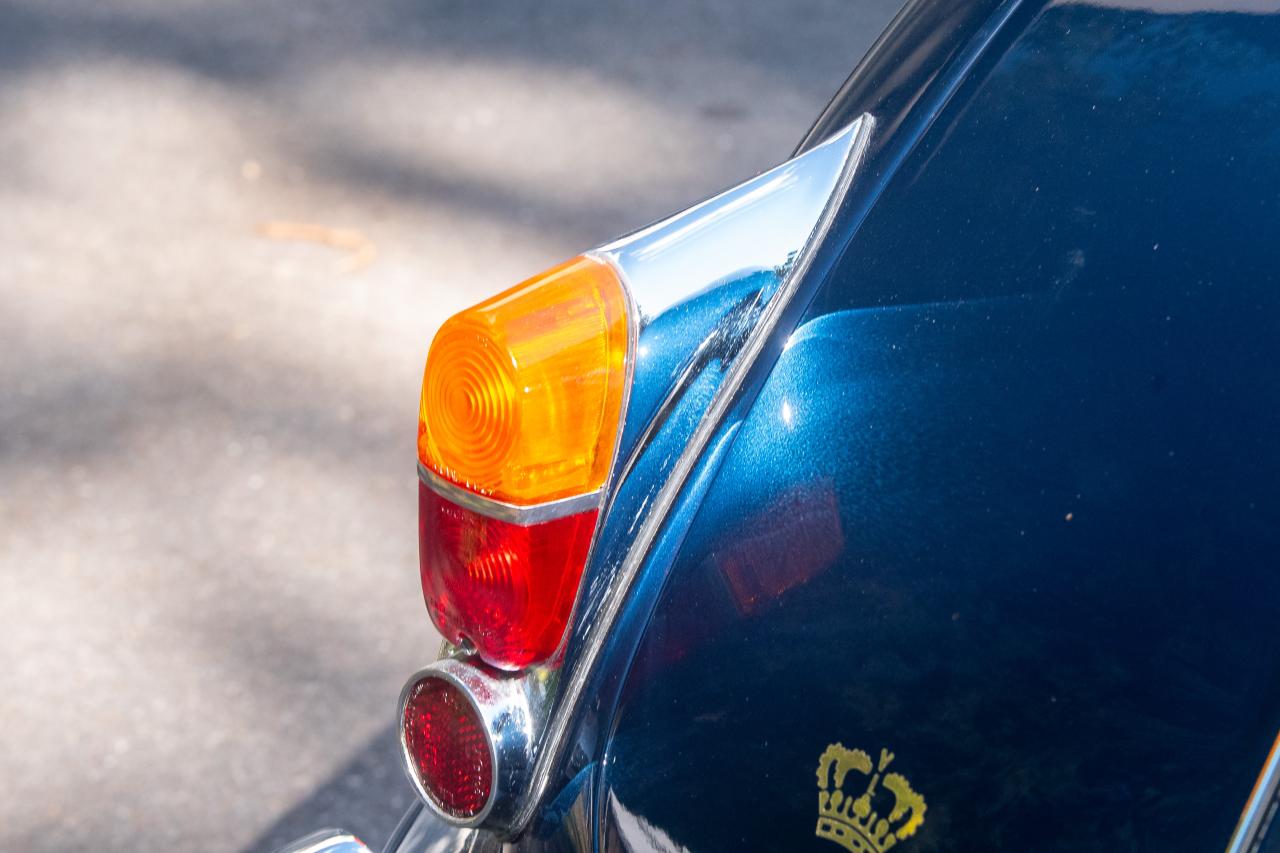 1964 Jaguar Mk. II (2.4 litre)