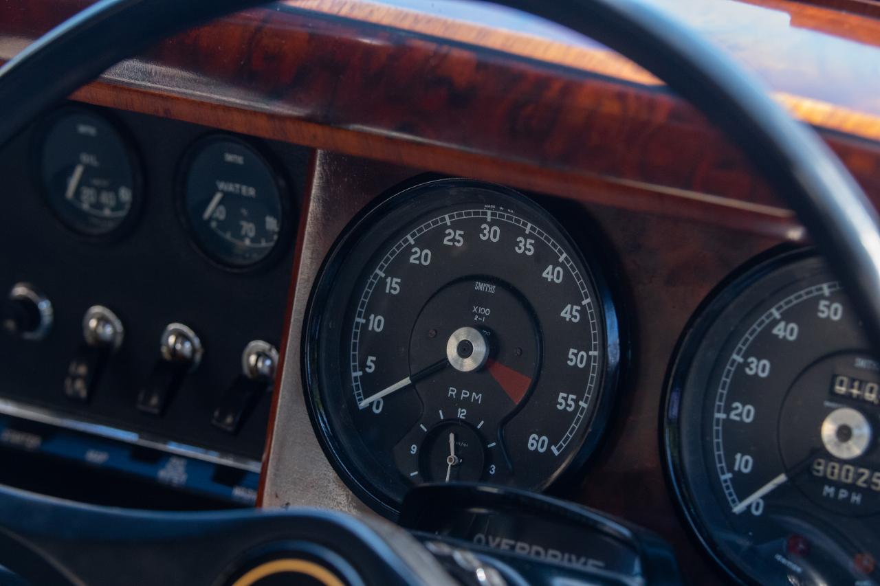 1964 Jaguar Mk. II (2.4 litre)