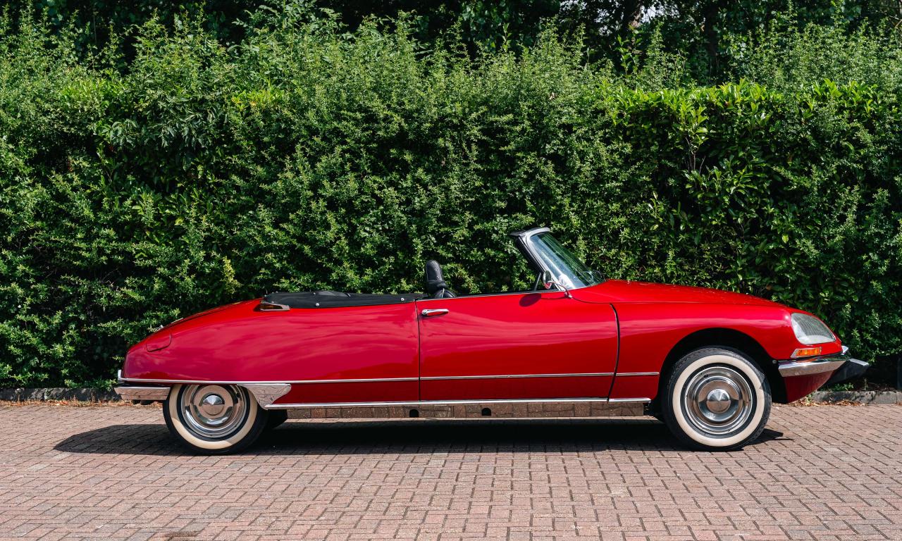 1969 Citro&euml;n DS 21 D&eacute;capotable by Ivanoff