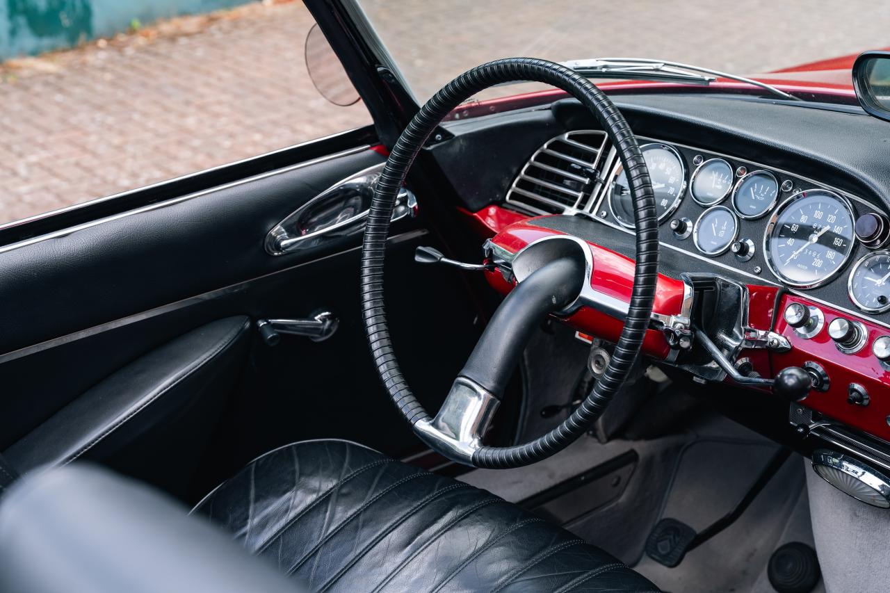 1969 Citro&euml;n DS 21 D&eacute;capotable by Ivanoff