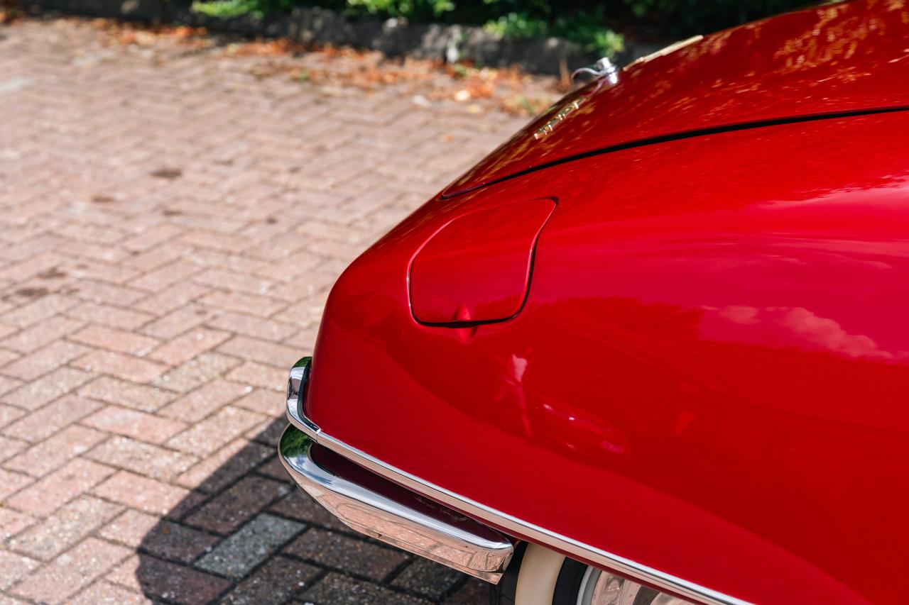 1969 Citro&euml;n DS 21 D&eacute;capotable by Ivanoff