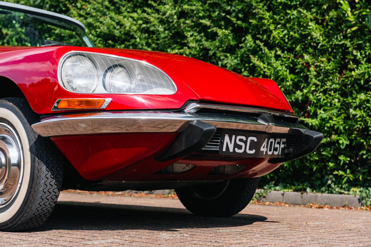 1969 Citro&euml;n DS 21 D&eacute;capotable by Ivanoff