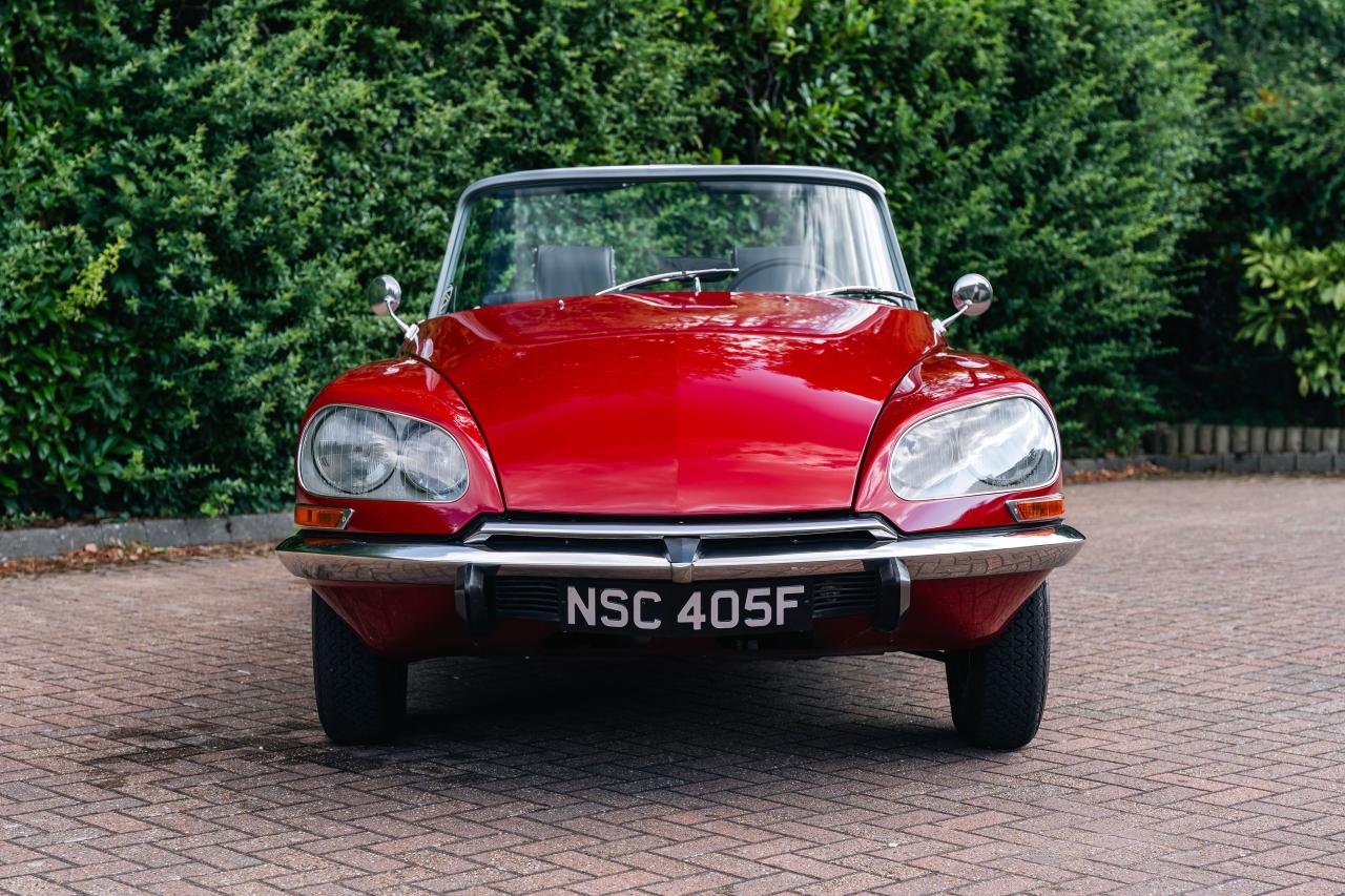 1969 Citro&euml;n DS 21 D&eacute;capotable by Ivanoff