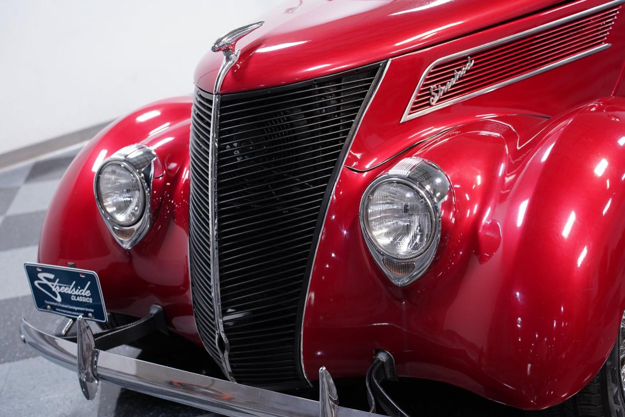 1937 Ford Deluxe