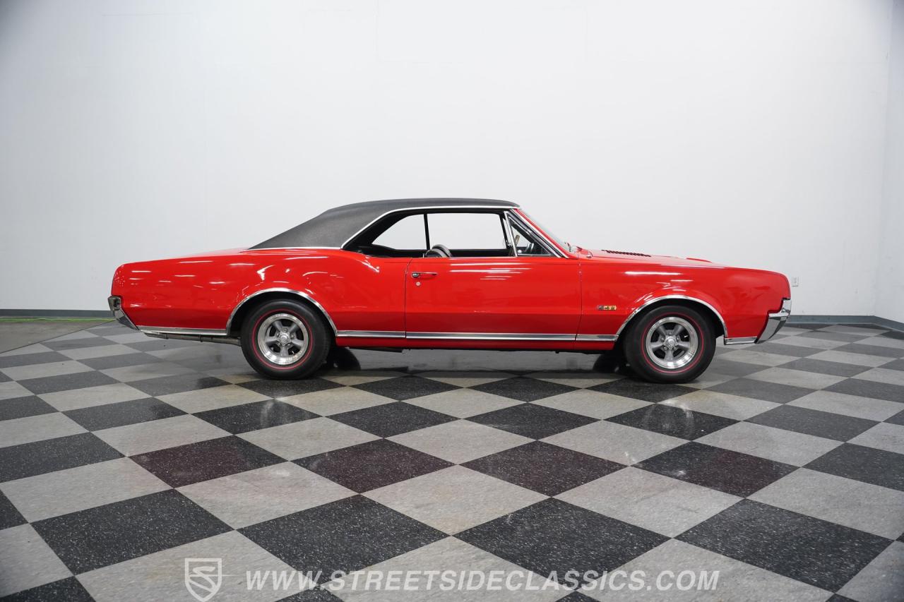 1967 Oldsmobile Cutlass Supreme 442