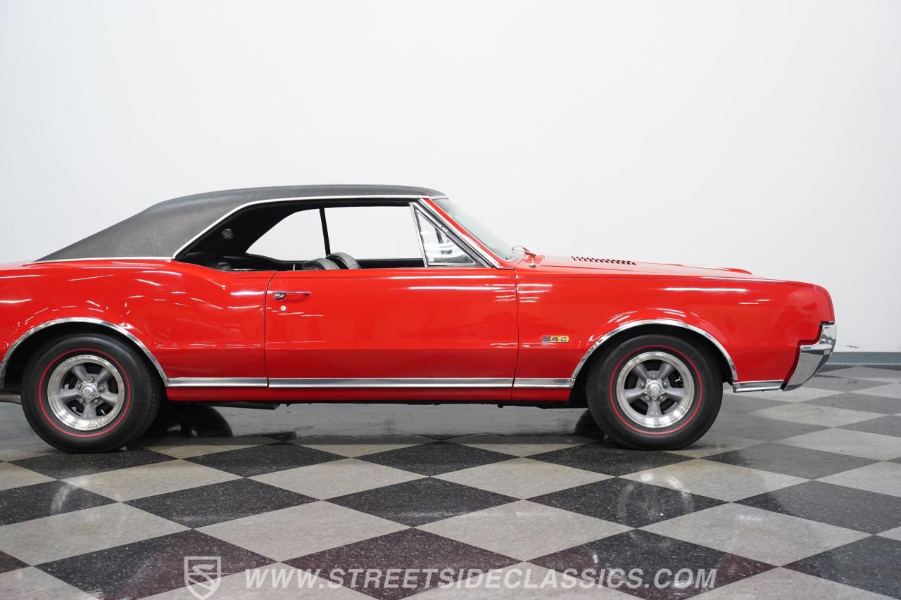 1967 Oldsmobile Cutlass Supreme 442