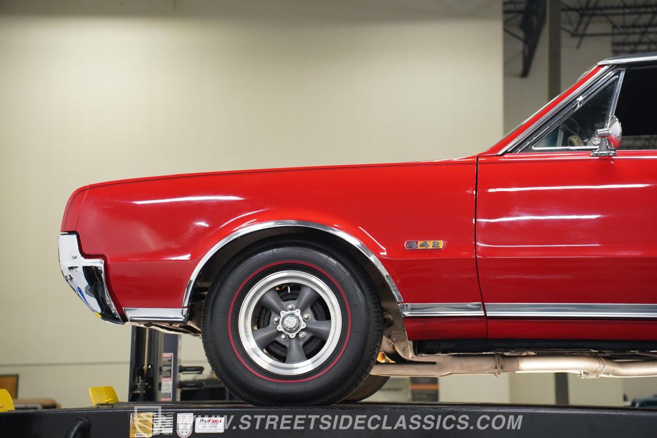 1967 Oldsmobile Cutlass Supreme 442