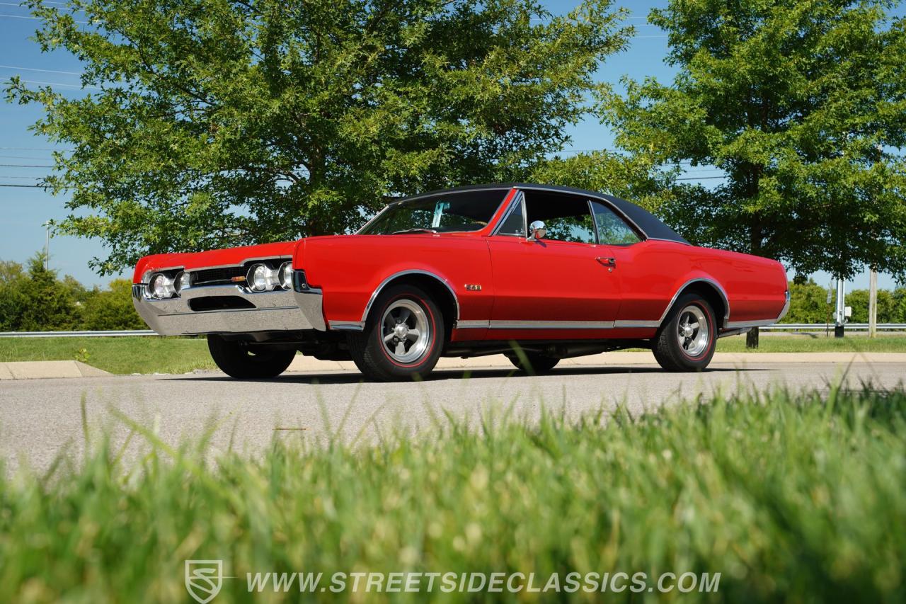 1967 Oldsmobile Cutlass Supreme 442