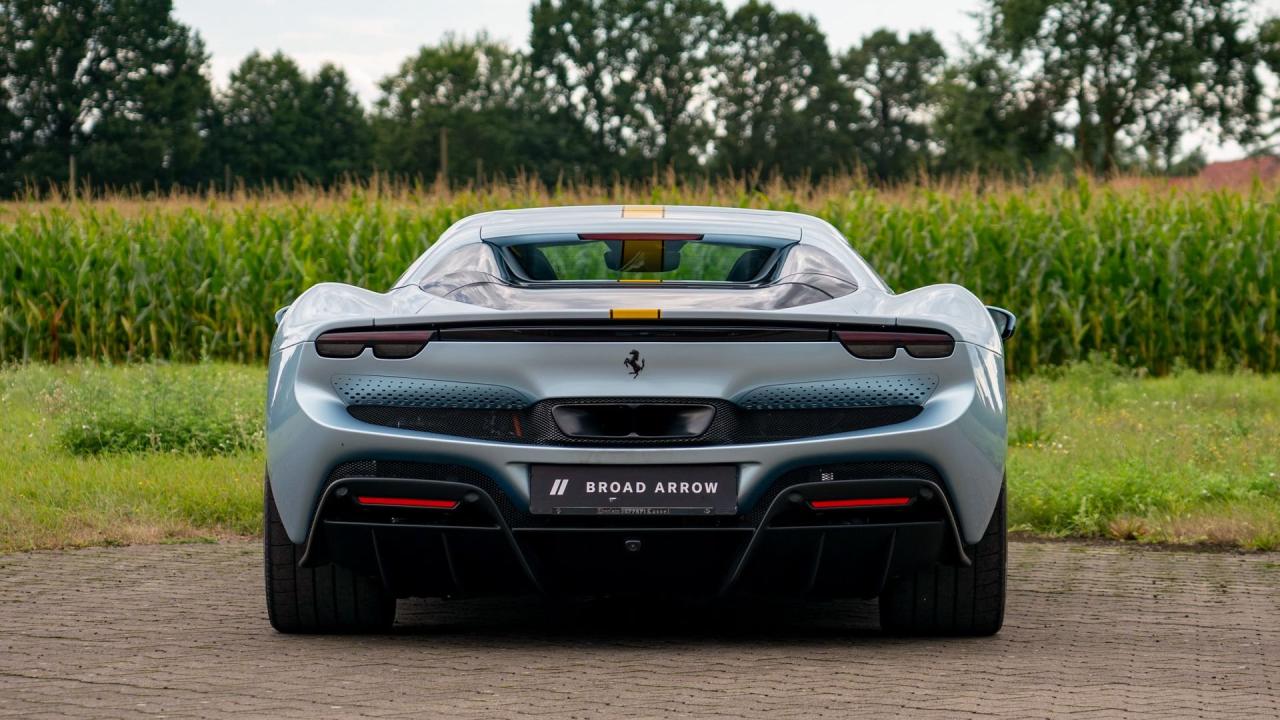 2025 Ferrari 296 GTS