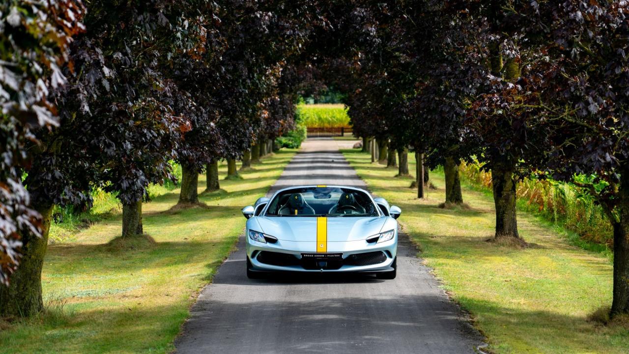 2025 Ferrari 296 GTS