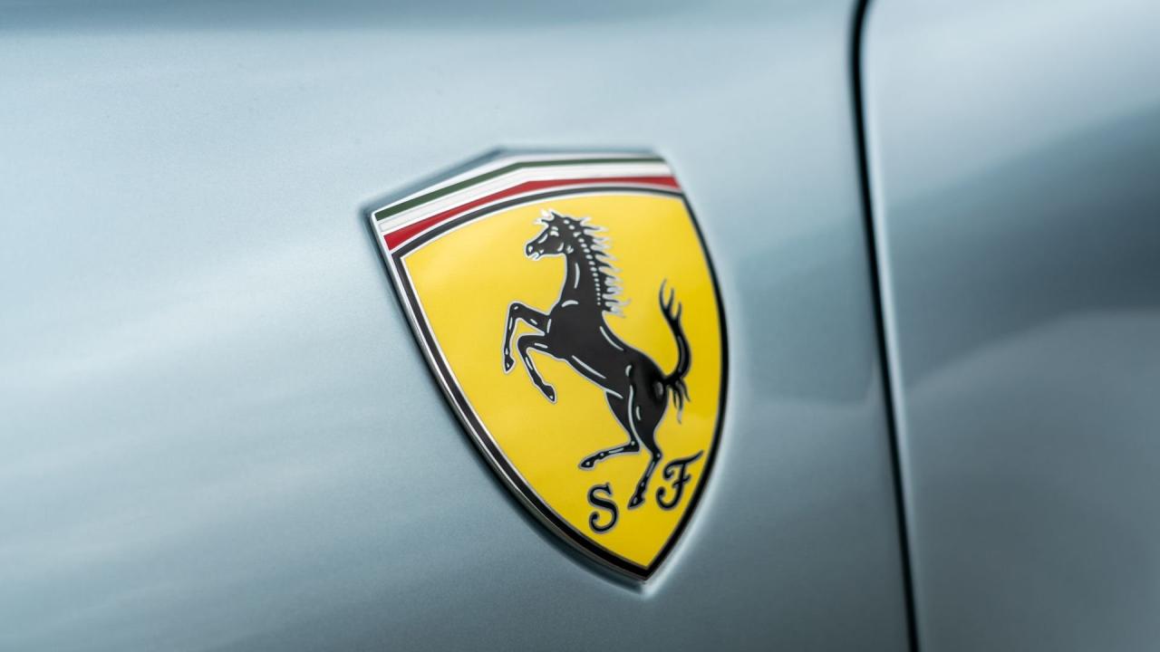 2025 Ferrari 296 GTS