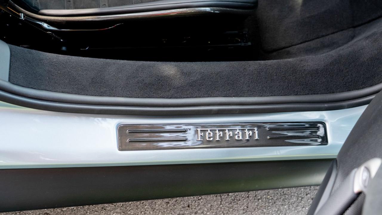 2025 Ferrari 296 GTS