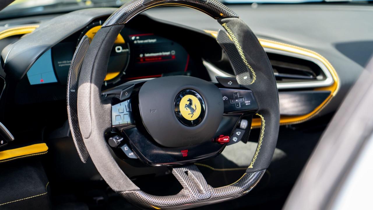 2025 Ferrari 296 GTS