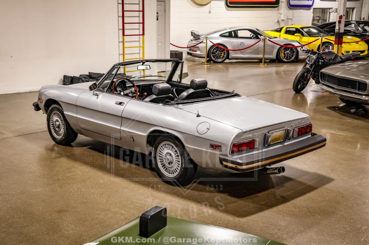 1976 Alfa Romeo 2000 Spider Veloce