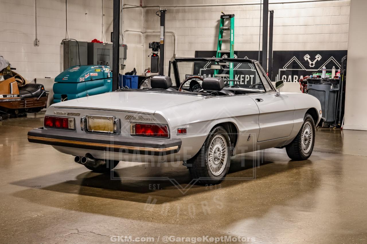 1976 Alfa Romeo 2000 Spider Veloce