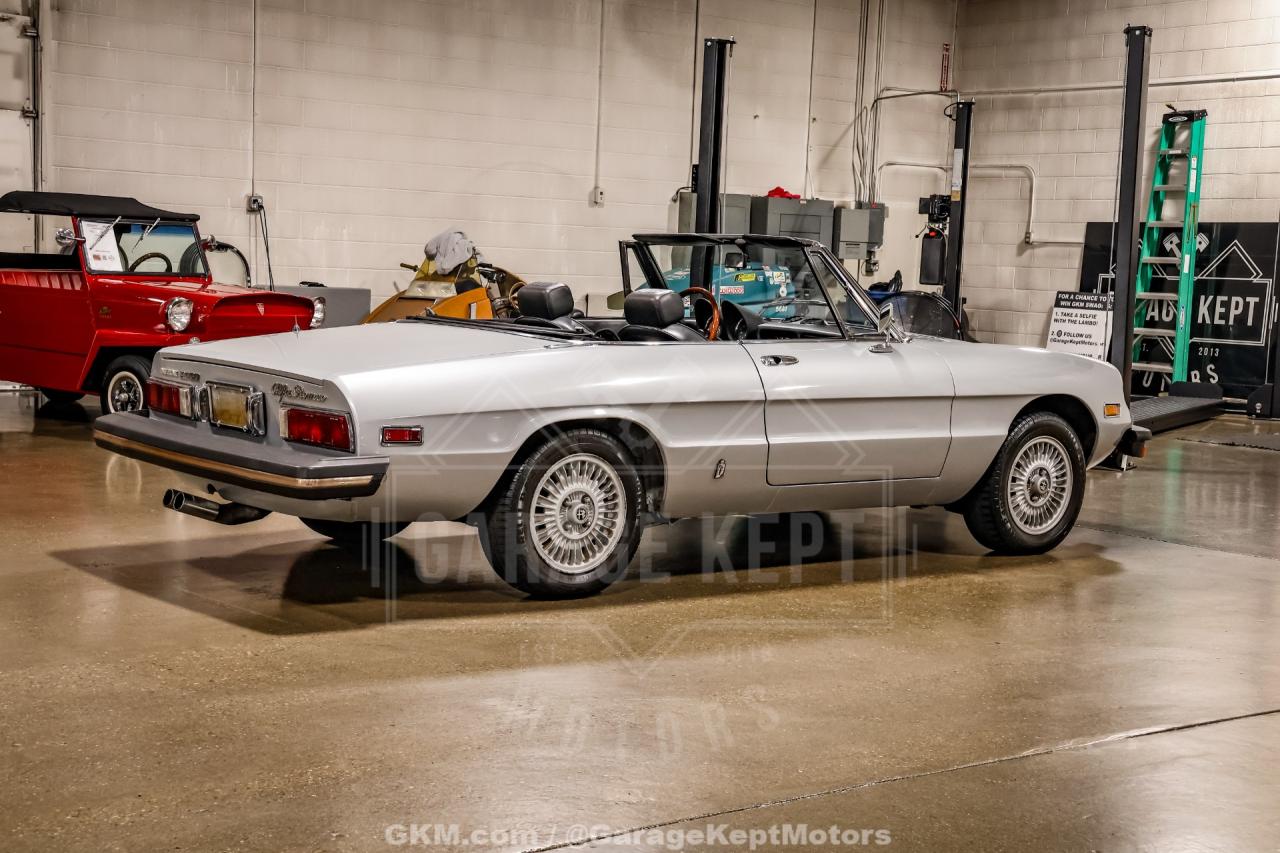 1976 Alfa Romeo 2000 Spider Veloce