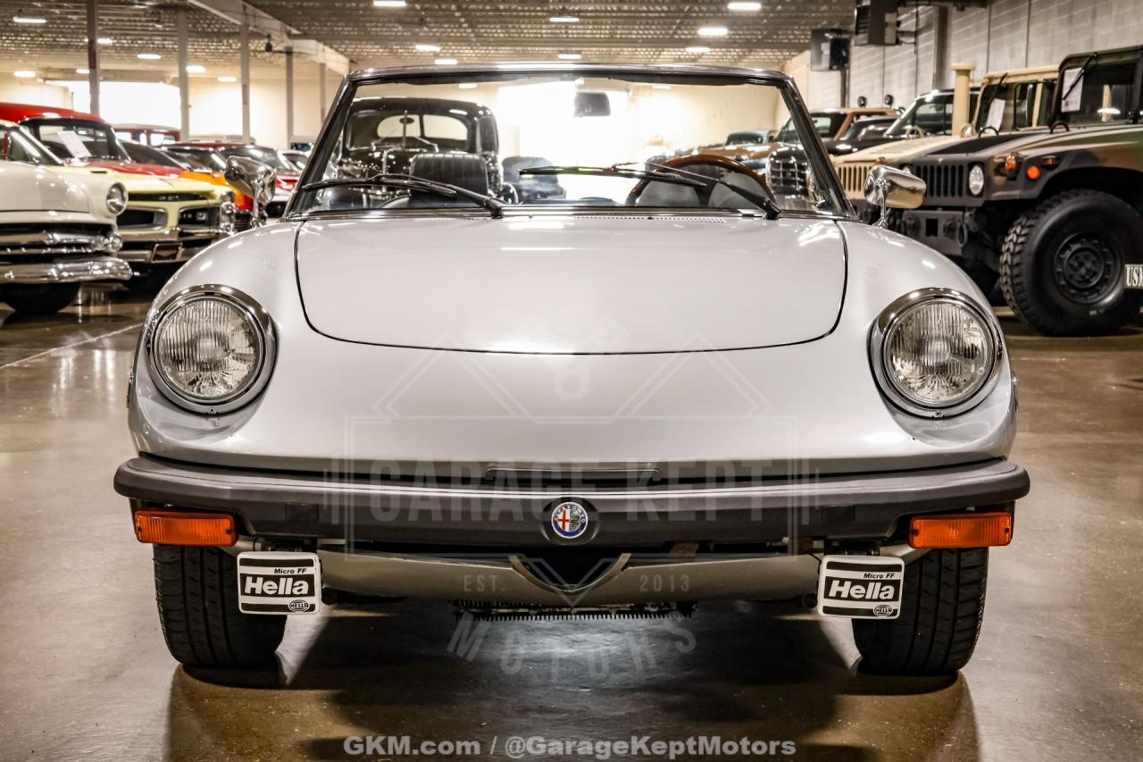 1976 Alfa Romeo 2000 Spider Veloce