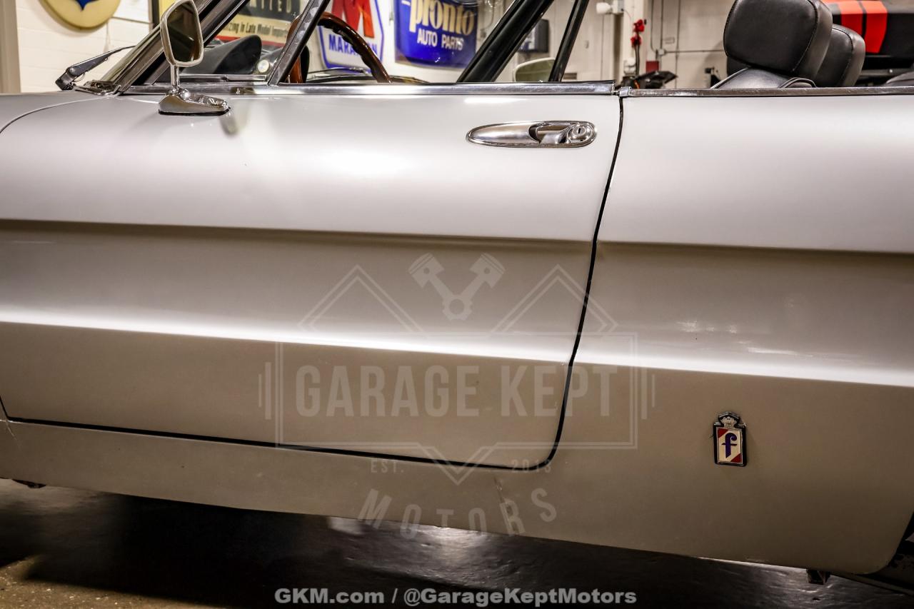 1976 Alfa Romeo 2000 Spider Veloce