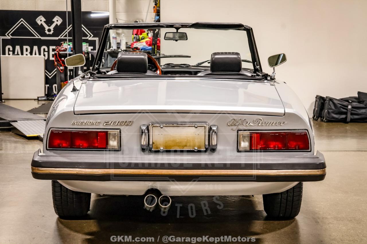 1976 Alfa Romeo 2000 Spider Veloce
