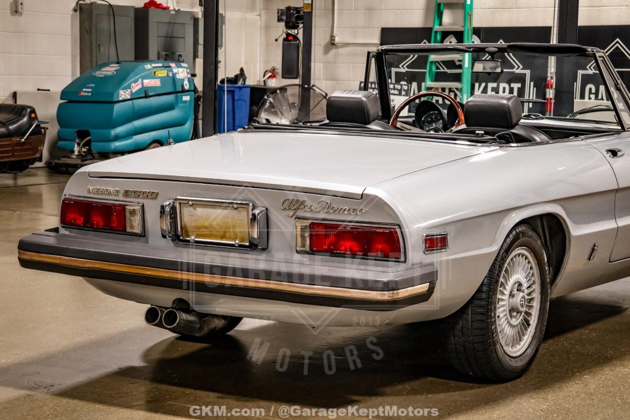 1976 Alfa Romeo 2000 Spider Veloce