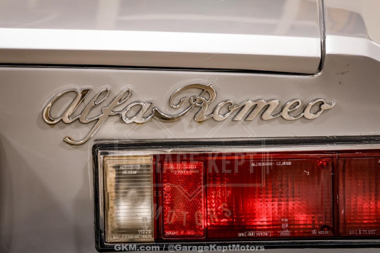 1976 Alfa Romeo 2000 Spider Veloce
