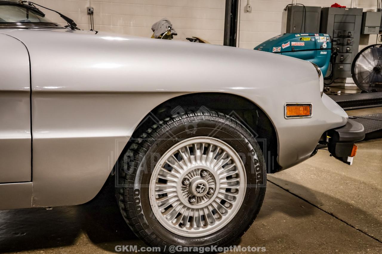 1976 Alfa Romeo 2000 Spider Veloce