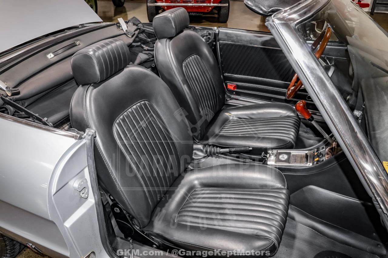 1976 Alfa Romeo 2000 Spider Veloce